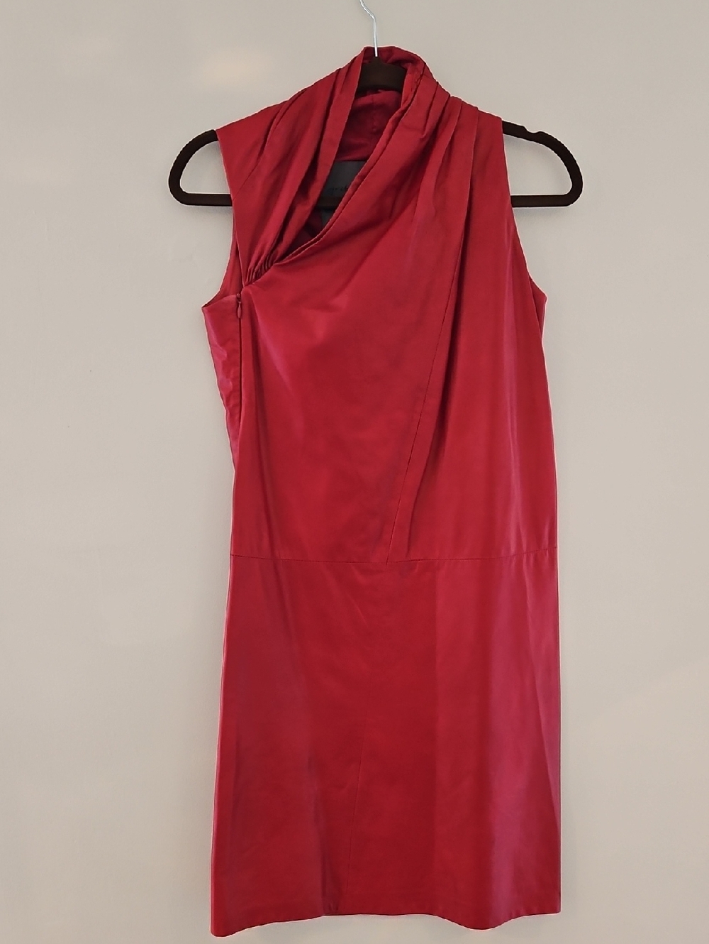 Danier LeathetSleeveless Red Draped Neck Women's Dress, Size 2